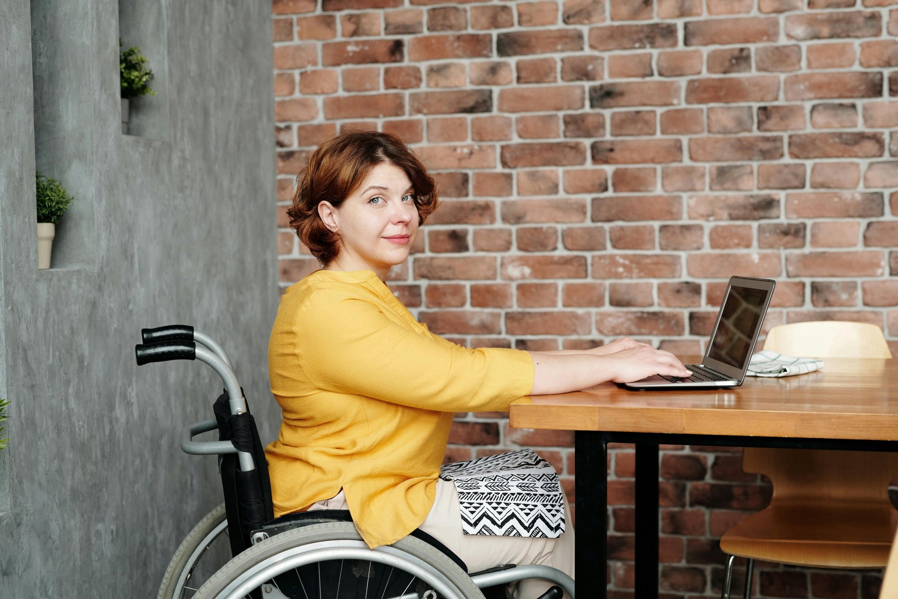 Starting Strong: How Parents with Disabilities Can Launch a Small Business with Clarity and Confidence